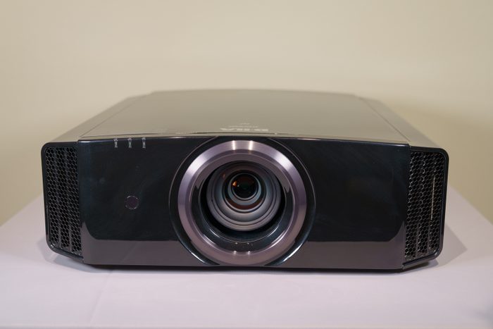 JVC DLA-X7 Schwarz --- 1