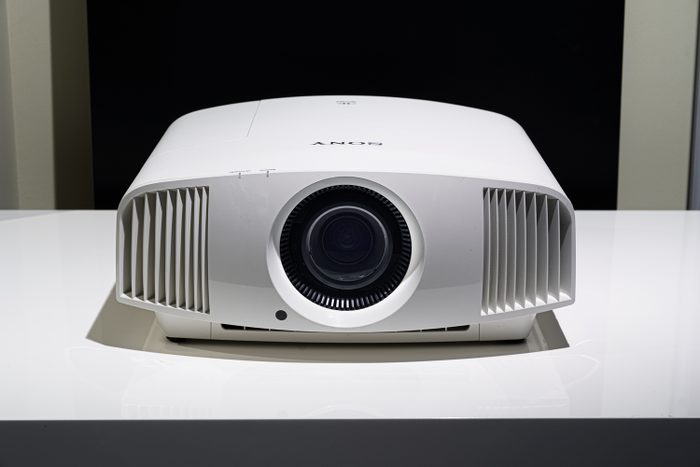 Sony VPL-VW270ES Weiß --- 1